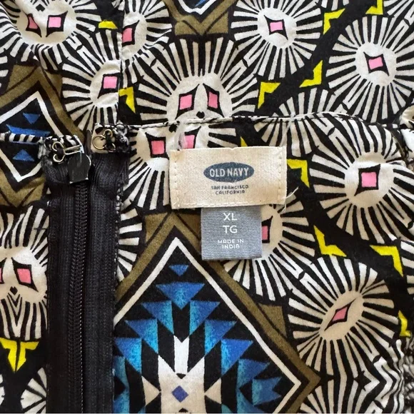 Old Navy Sleeveless Swing Dress Geo Diamond Print Size XL - Picture 4 of 5